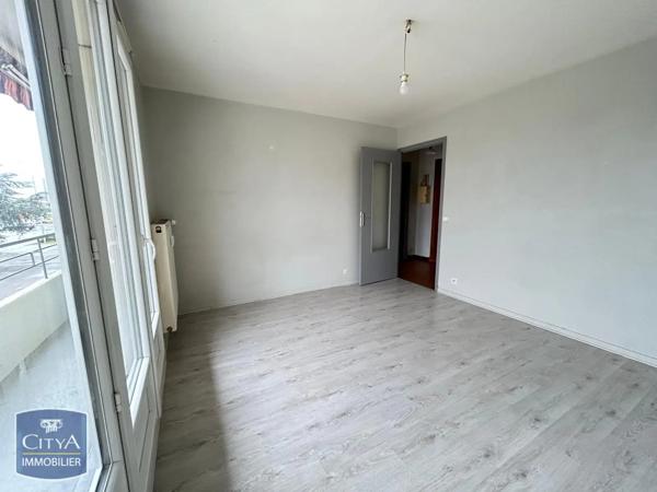 Appartement à louer 1 pièce 30m² Saint-Marcellin (38160)