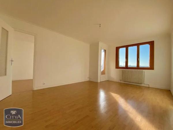 Appartement à louer 3 pièces 73.74m²