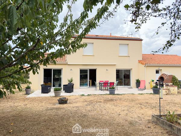 Maison 130 m² à Loublande 79700