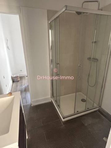 Immeuble à vendre 14 pièces de 300 m²