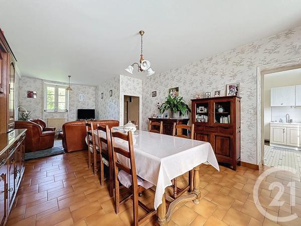 Maison à vendre  4 pièces - 98,45 m 2   ST POURCAIN SUR SIOULE  - 03