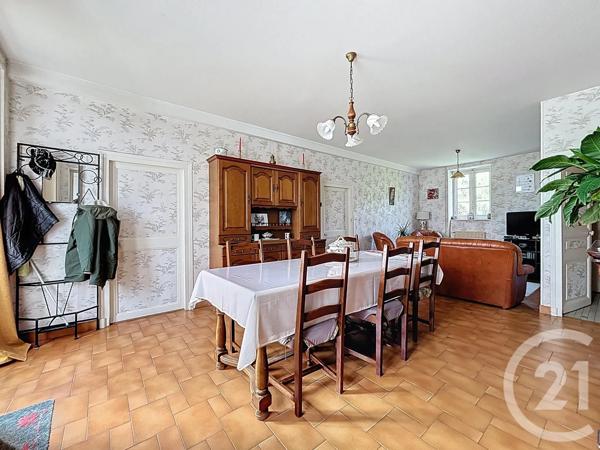 Maison à vendre  4 pièces - 98,45 m 2   ST POURCAIN SUR SIOULE  - 03