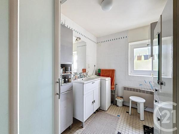 Maison à vendre  4 pièces - 98,45 m 2   ST POURCAIN SUR SIOULE  - 03