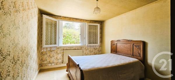 Maison à vendre  5 pièces - 118 m 2   PREMILHAT  - 03