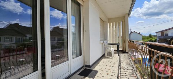 Maison à vendre  5 pièces - 118 m 2   PREMILHAT  - 03