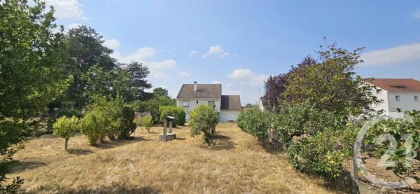 Maison à vendre  5 pièces - 118 m 2   PREMILHAT  - 03