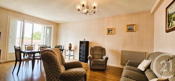 Maison à vendre  5 pièces - 118 m 2   PREMILHAT  - 03