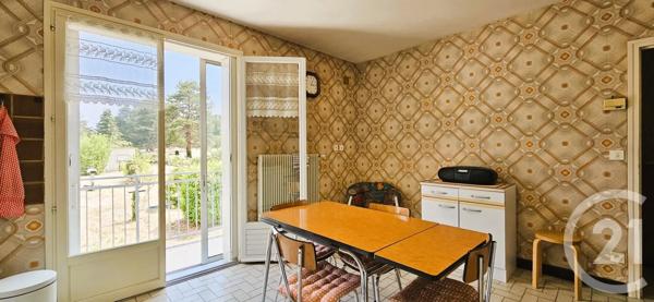 Maison à vendre  5 pièces - 118 m 2   PREMILHAT  - 03