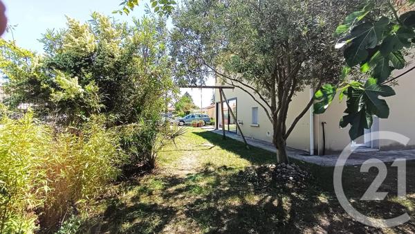 Maison à vendre  6 pièces - 140 m 2   GUILHERAND GRANGES  - 07