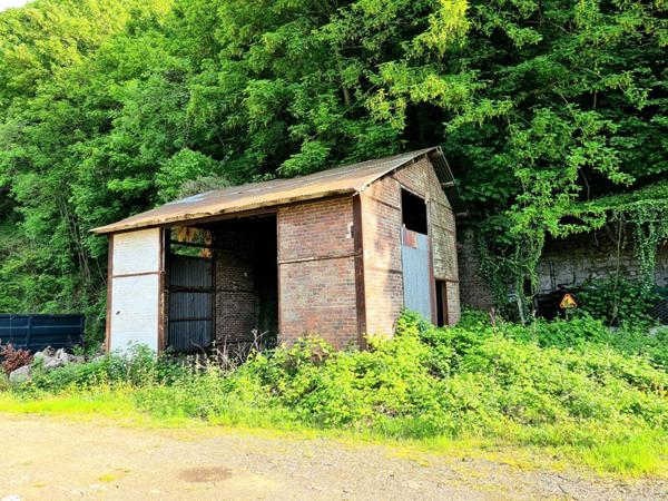 Exclusivité - Les Andelys centre - Maison en pierre  d'environ 140 m2  + une grange à rénover sur 1.297 m2 de terrain plat  - Prix : 99.990