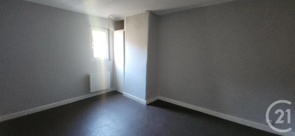 Immeuble à vendre  130 m 2   LAROQUEBROU  - 15