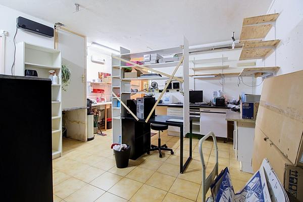 À VENDRE EN EXCLUSIVITE ! A Salernes - Local commercial de 98 m²