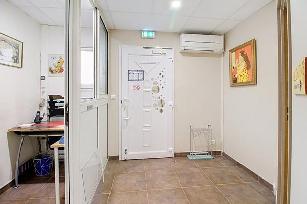 À VENDRE EN EXCLUSIVITE ! A Salernes - Local commercial de 98 m²