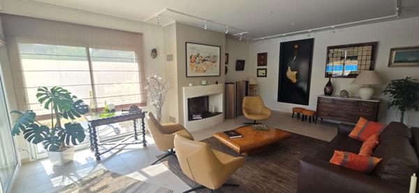 Fouesnant, Beg-Meil, très jolie contemporaine de 205 m² environ, bourg et plages à pied !
