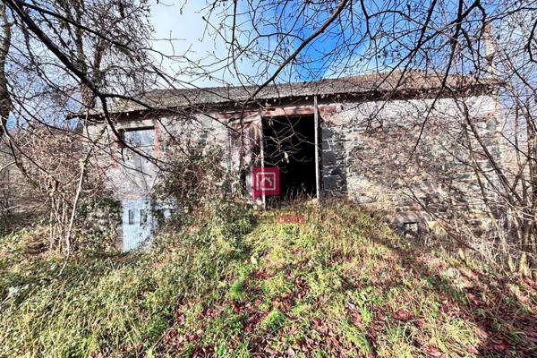 Grange à vendre à réhabiliter à Mazaye  1550m² de terrain
