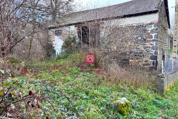 Grange à vendre à réhabiliter à Mazaye  1550m² de terrain