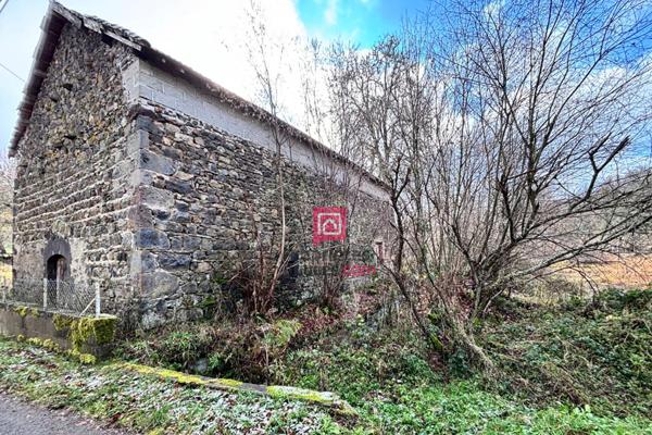 Grange à vendre à réhabiliter à Mazaye  1550m² de terrain
