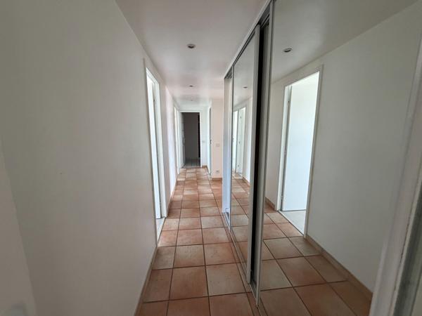 Appartement 5 pièces-Martigues