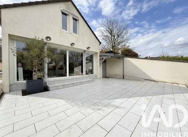 Maison à vendre 5 pièces 77 m² Monceaux