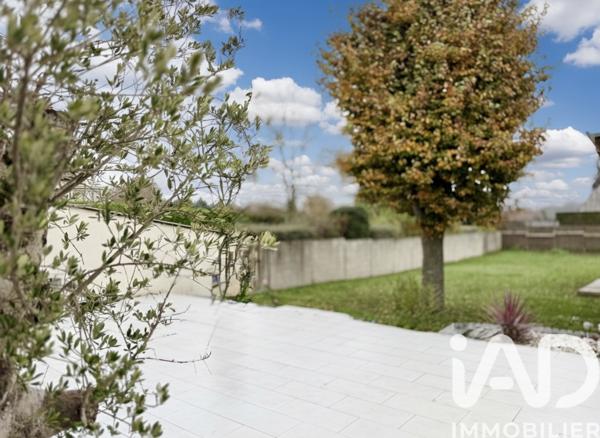 Maison à vendre 5 pièces 77 m² Monceaux