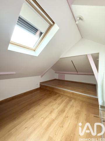 Maison à vendre 5 pièces 77 m² Monceaux