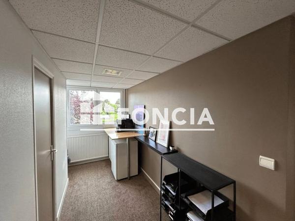 Location Local commercial 4 pièces - Bois Guillaume 76230