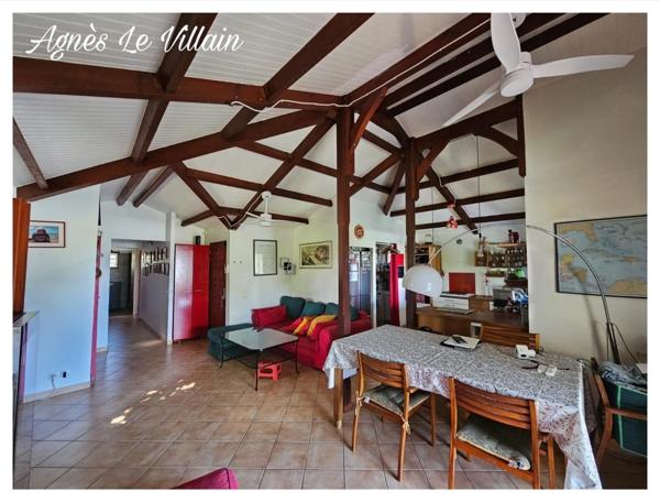 Maison individuelle avec piscine