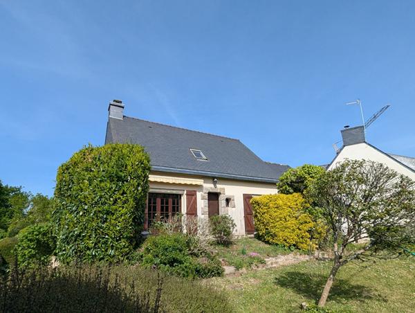 Maison à vendre, au calme, sur la route des plages.