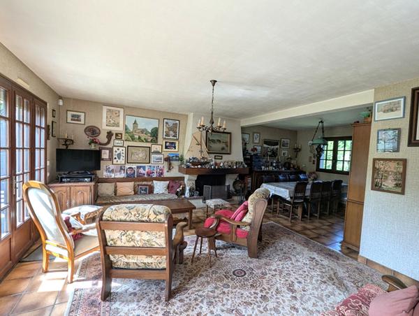 Maison à vendre, au calme, sur la route des plages.