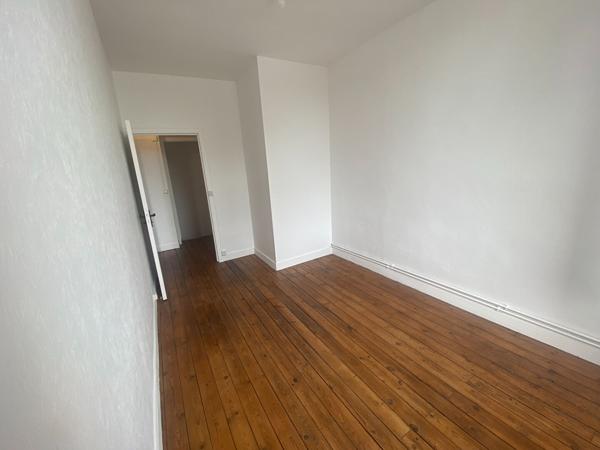 86200 LOUDUN Maison Loudun 5 pièce(s) 105 m2