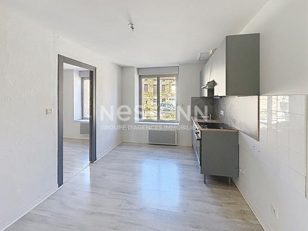 Appartement  lumineux avec deux chambres en centre ville de Lapte