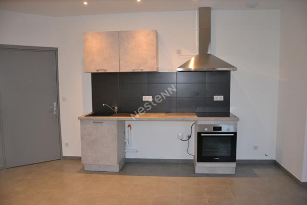 Bel appartement  de 3 pièces dans centre  de Saint Maurice de Lignon