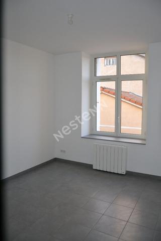Bel appartement  de 3 pièces dans centre  de Saint Maurice de Lignon