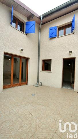 Maison à vendre 6 pièces 117 m² Saint-Jean-de-Soudain