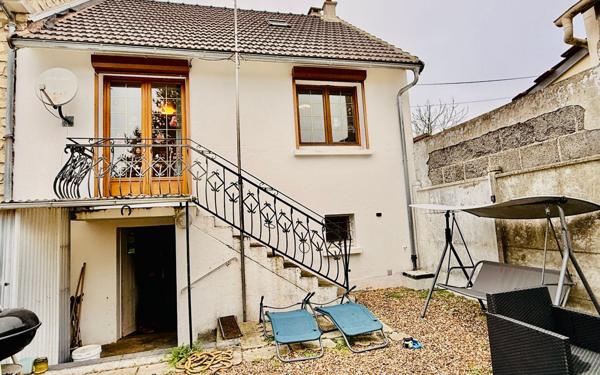 Maison à vendre    3 pièces •  Persan