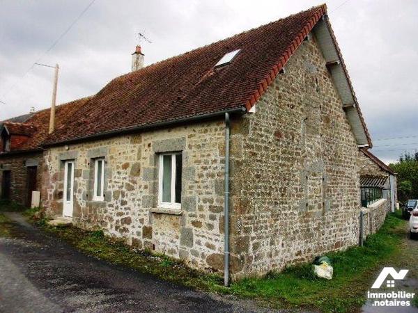 Maison en pierres d'environ 70 m² habitable sur 300 m² de terrain