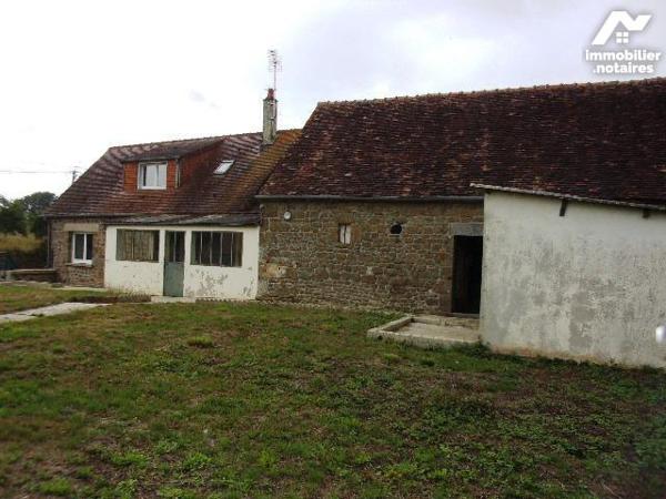 Maison en pierres d'environ 70 m² habitable sur 300 m² de terrain