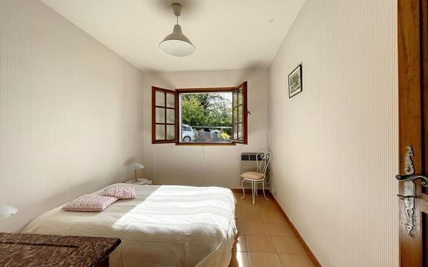 Maison à vendre    4 pièces • 93,49 m2 Berre-les-Alpes