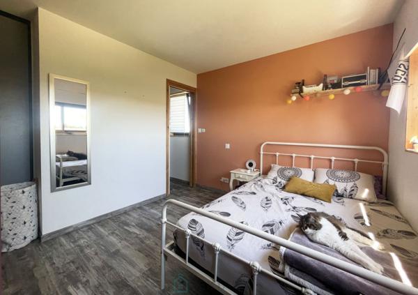 MAISON D’ARCHITECTE OSSATURE BOIS, 165M² SUR UNE PARCELLE DE +/- 1 400 M²