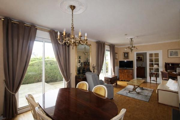 Maison d’artisan, 182 m2 habitables – Hyper centre