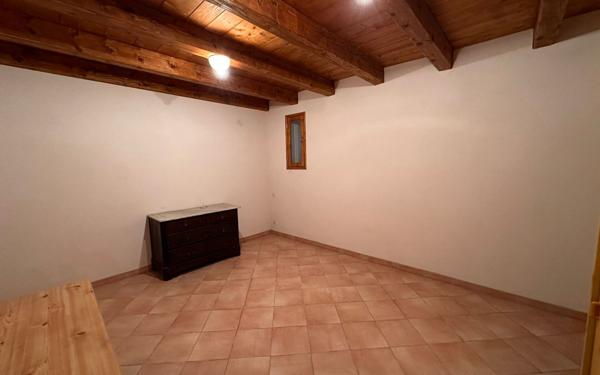 Maison à vendre    5 pièces •  Laurac-en-Vivarais