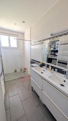 Maison à proximé des commerces