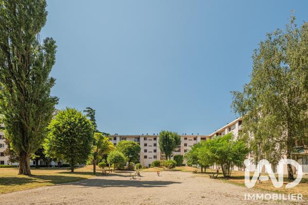 Appartement à vendre 4 pièces 72 m² Échirolles