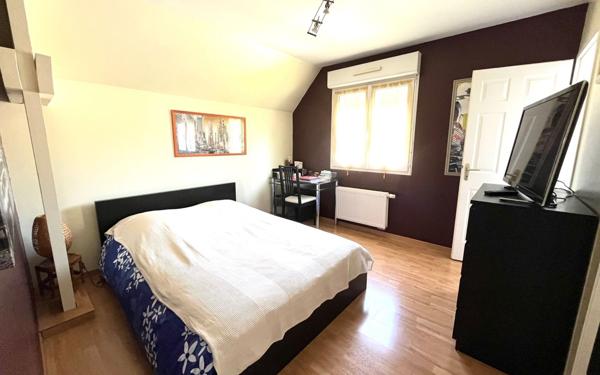 Maison à vendre    9 pièces •  Montlignon