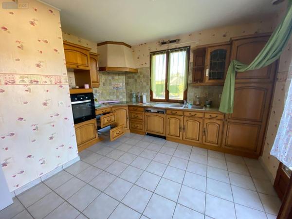 Pavillon à vendre à Ally dans le Cantal (15700), ref : 15060/1215