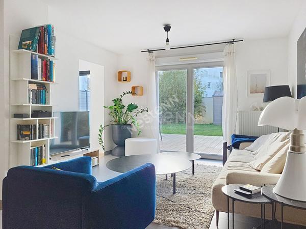 Nantes Nord - Cimetière Parc : En vente ! Maison lumineuse, 3 chambres, jardin. Etat impeccable ! Proche toutes commodités.