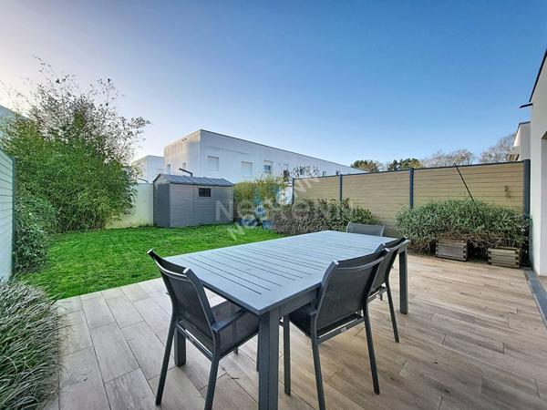 Nantes Nord - Cimetière Parc : En vente ! Maison lumineuse, 3 chambres, jardin. Etat impeccable ! Proche toutes commodités.