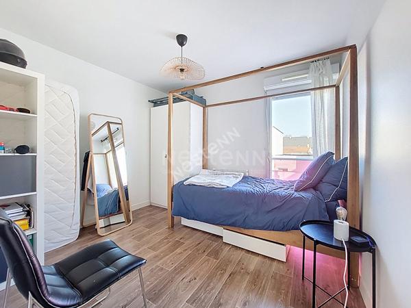 Nantes Nord - Cimetière Parc : En vente ! Maison lumineuse, 3 chambres, jardin. Etat impeccable ! Proche toutes commodités.