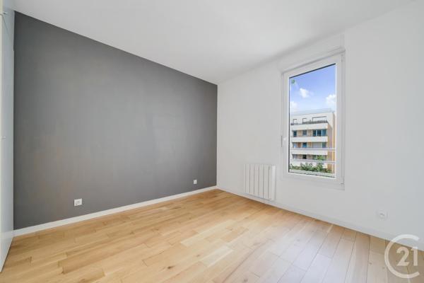 Appartement F4 à vendre  4 pièces - 90,86 m2 ISSY LES MOULINEAUX - 92