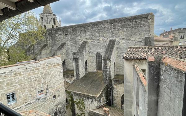 Appartement à vendre    2 pièces • 30,94 m2 Avignon